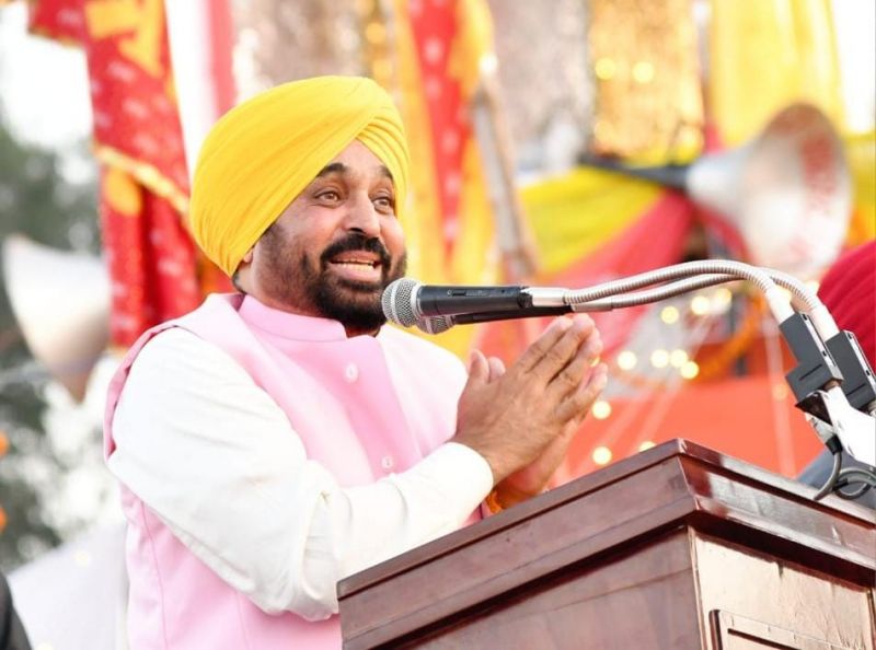 Dussehra 2023: CM Bhagwant Mann Participates in Dussehra's Ravan Dahan Samagam in Hoshiarpur
