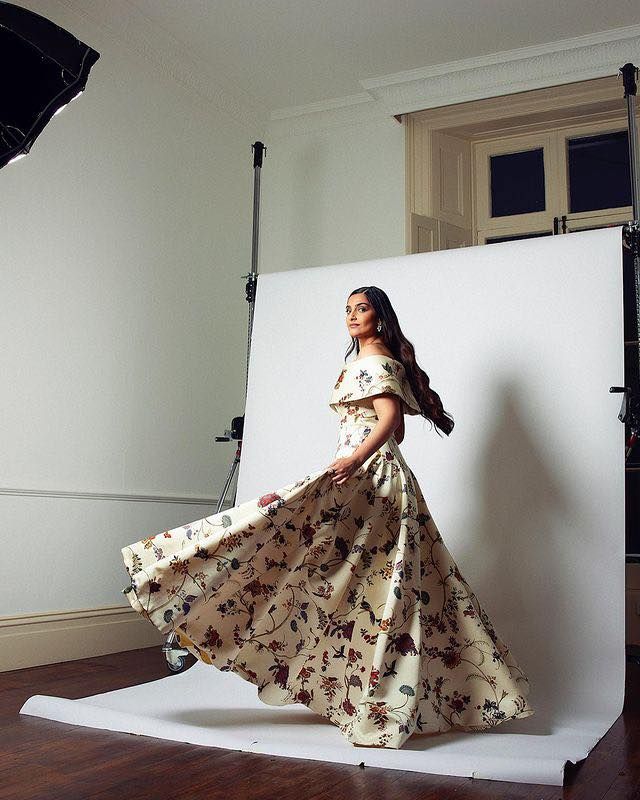 You Surely can not take your eyes off Sonam Kapoor's floral beauty