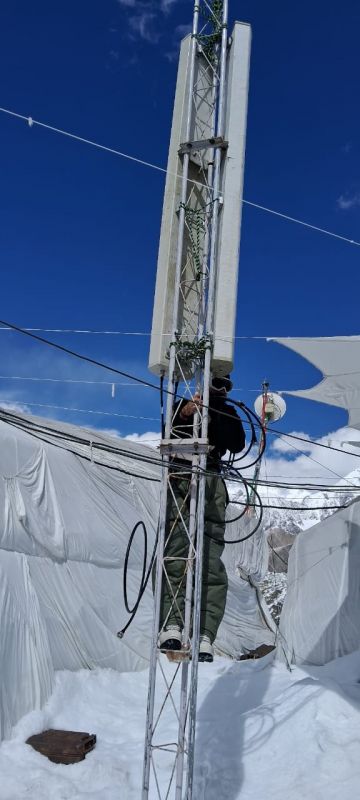 Indian Army Installs First Mobile Tower on Siachen Glacier, Enhancing Communication in Remote Terrain