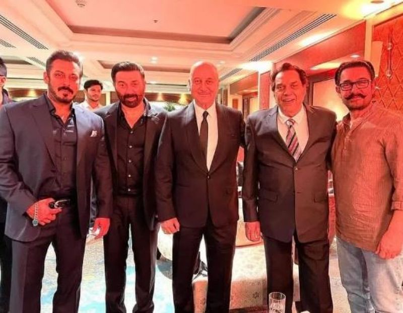 Star Studded Grand Reception of Karan Deol & Drisha Acharya 