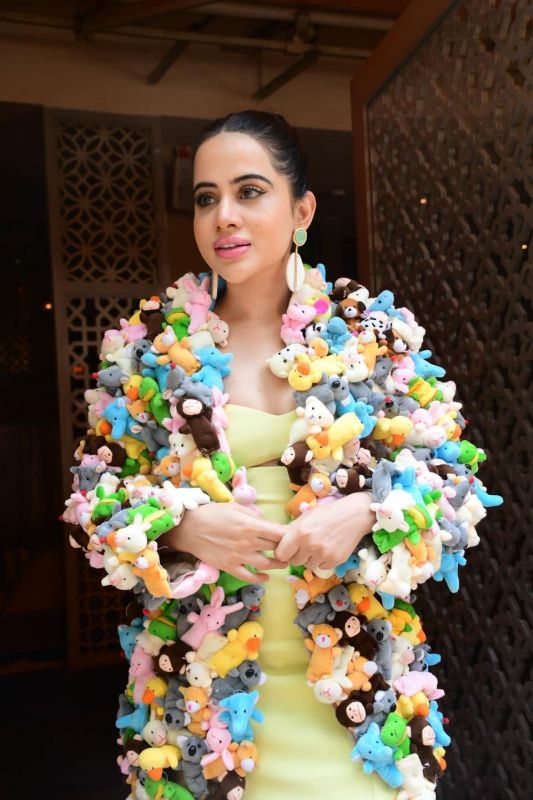 Unique Fashion: Uorfi Javed Looks Cute in Stuffed Toy Coat
