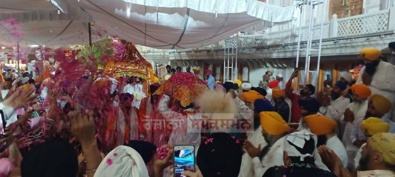 Sachkhand Sri Harmandir Sahib, Amritsar (27-04-2023)
