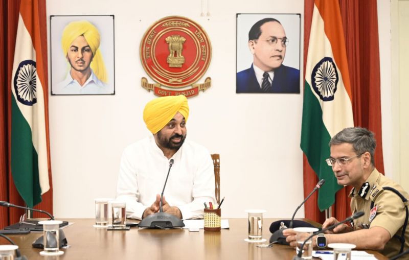 CM Bhagwant Mann held a meeting with Senior Officers of Punjab Police Today