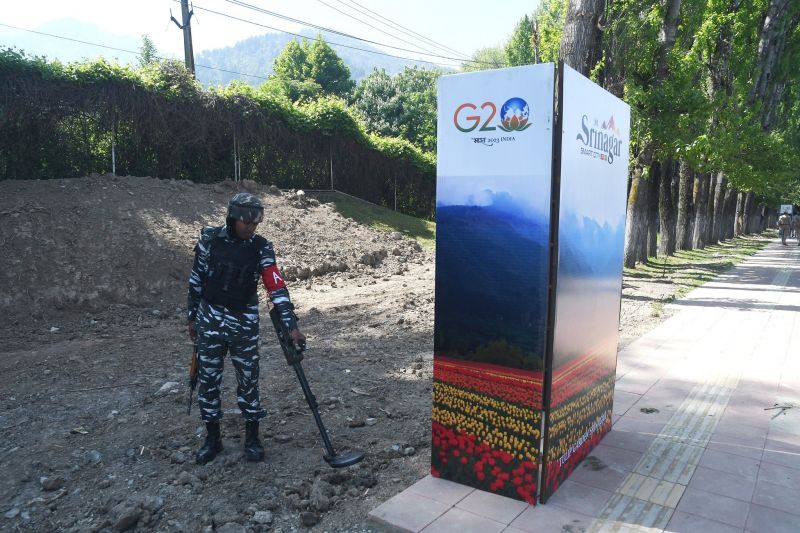 High Alert Issued in view of G-20 summit in Srinagar, Security & Vigilance Tightened in the Area, Police Personnel deployed 