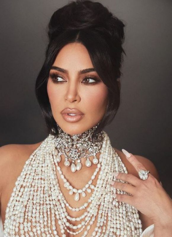 American model, media personality, and businesswoman Kim Kardashian wears pearl naked dress at Met Gala 2023
