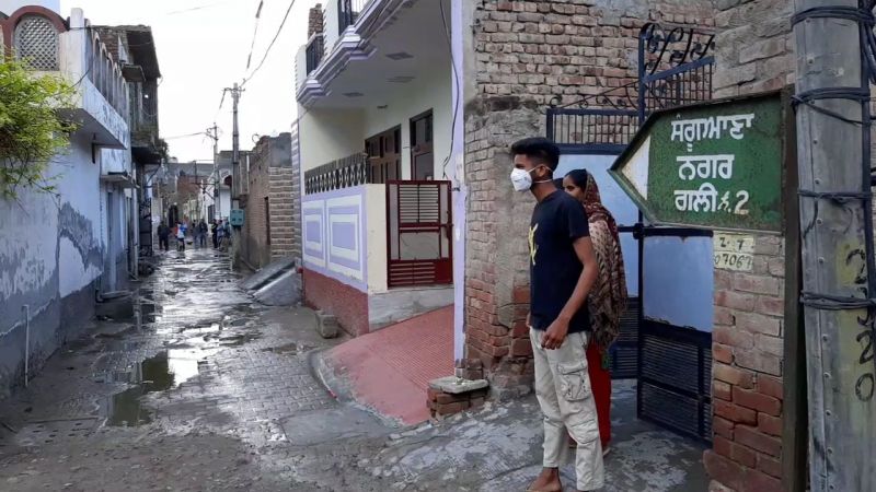 Masks Are Being Prepared At Home