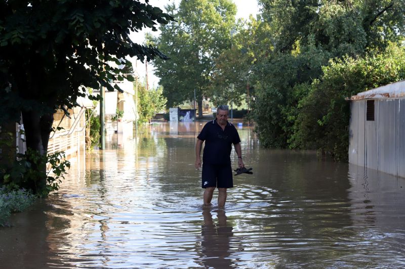 Flood Wreaks Havoc in Central Greece, 11 People Dead, Several Missing