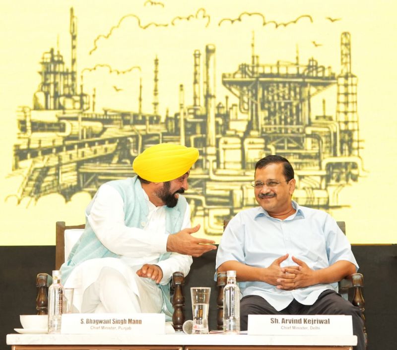 Punjab Chief Minister Bhagwant Mann and Delhi CM, AAP Convener Arvind Kejriwal Held Discussions with Industrialists in Ludhiana. They reiterated the commitment to provide comfortable environment to the industries in the state.
