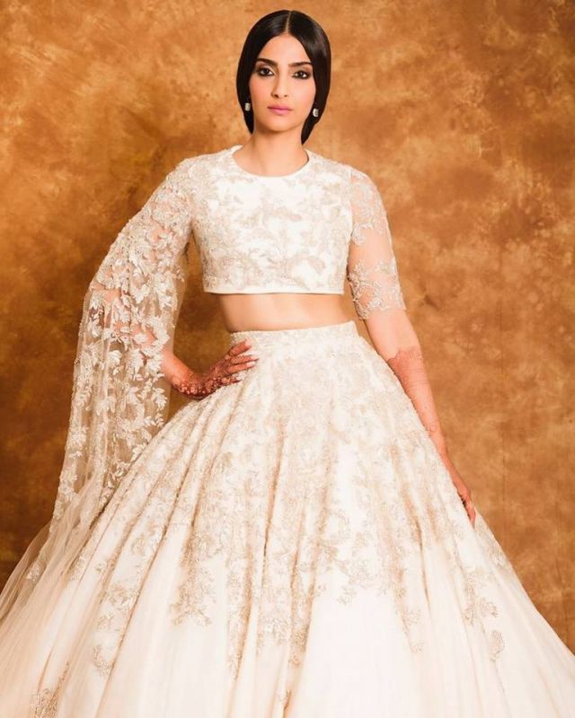 First Look of  Sonam Kapoor Cannes Film Festival 2018 