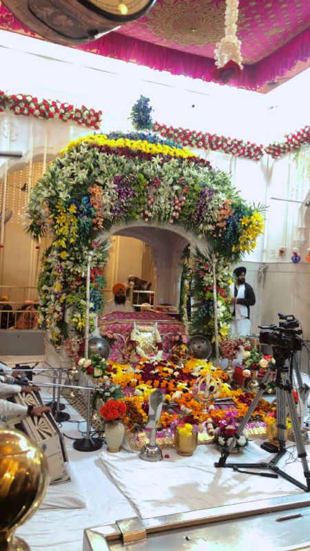 Shaheedi Sabha: Devotees Pays Obeisance at Gurdwara Sri Fatehgarh Sahib 