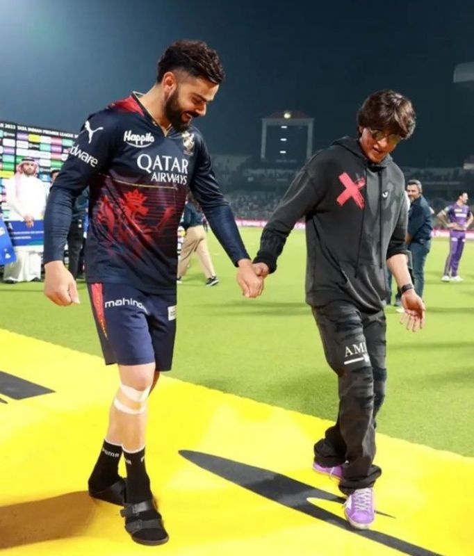Shah Rukh Khan Meets Virat Kohli, Teaches Him 'Jhoome Jo Pathaan' Hook Step
