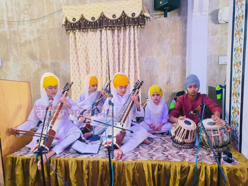 Children of Nankana Sahib Enchanted Kirtan for the1st time at Gurdwara Bal Leela Sahib, See Pics. PIC CREDIT: Babar Jalandhari