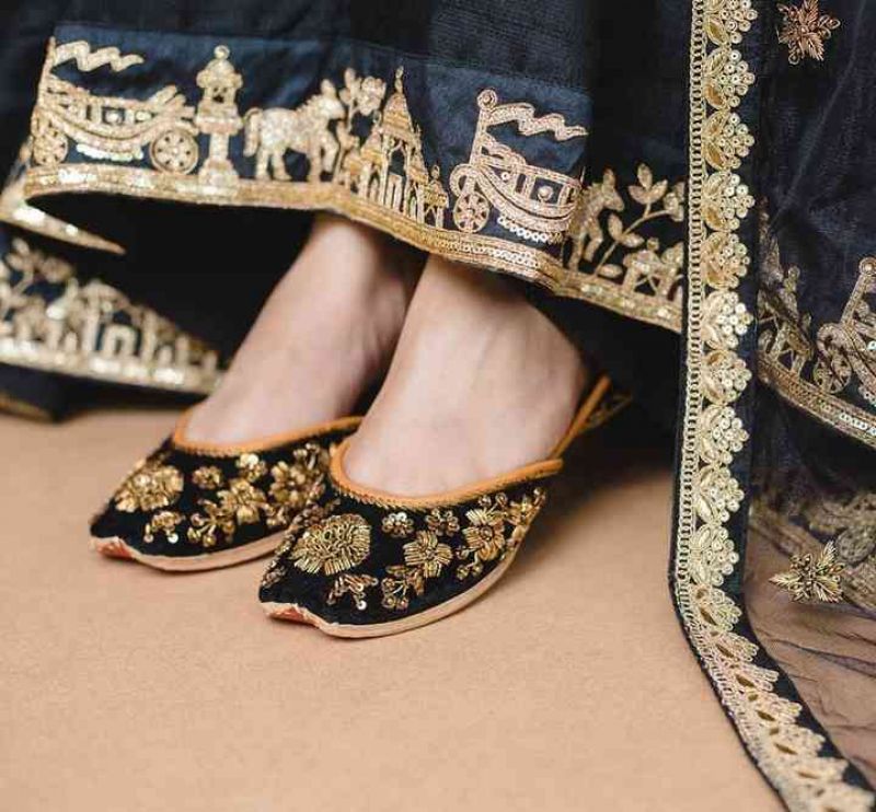 COLORFUL PUNJABI GLITTERS FOR WEDDING   