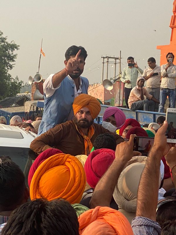 Police have detained all MLA and ministers at Haryana/UP Border