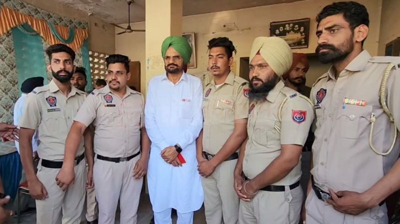 Fire Staff Mansa organised a farewell party for Moose Wala's father Balkaur Singh after Retirement
