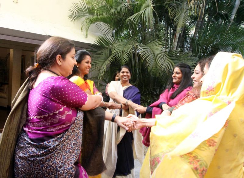 Smriti Irani, Supriya Sule, Kanimozhi, Anupriya Patel, Kirron Kher and Harsimrat Kaur Badal 