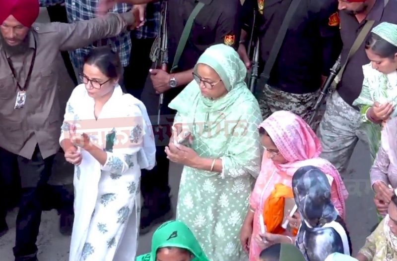 Sidhu Moose Wala 1st Death Anniversary: Large No of People took part in the Candle March in memory of Late Punjabi Singer Sidhu Moose Wala, Sidhu's mother Charan Kaur Demanded Justice 
