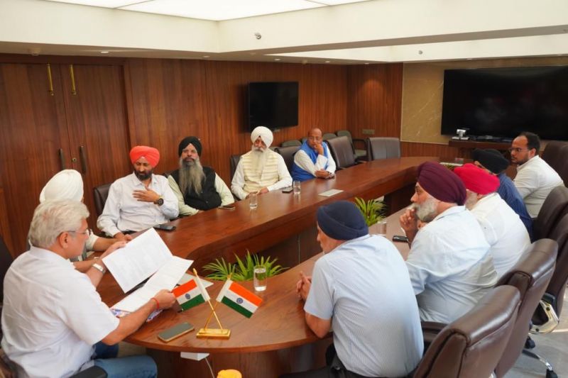 AAP MLA Jarnail Singh Meets Transport Minister Kailash Gehlot, Addresses Delhi Police Challans for Gurdwara Sri Sis Ganj Sahib Pilgrims