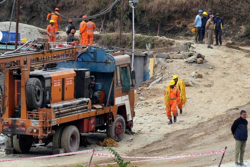 PM's CS Pramod Kumar Mishra Arrives in Uttarakhand to Oversee Rescue Operation for Evacuating 41 Laborers