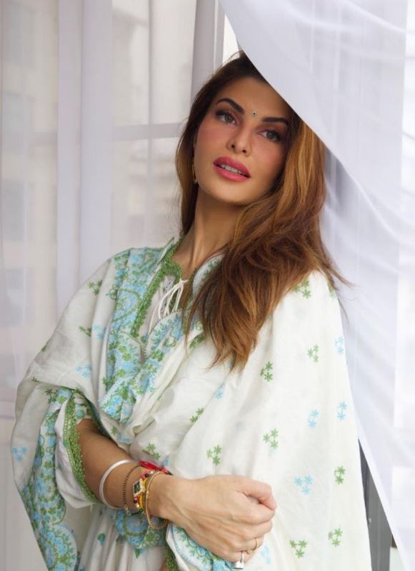 Three Adorable Looks of Jacqueline Fernandez