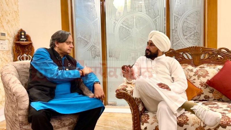 Congress MP Shashi Tharoor Meets former Punjab CM Charanjit Singh Channi at his Residence