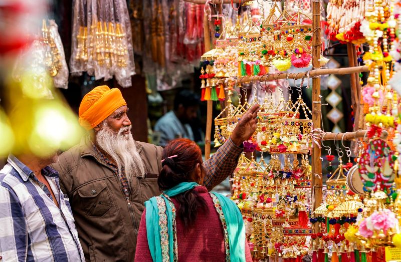 Diwali Vibes Illuminate Chandigarh as Festive Spirit Takes Over