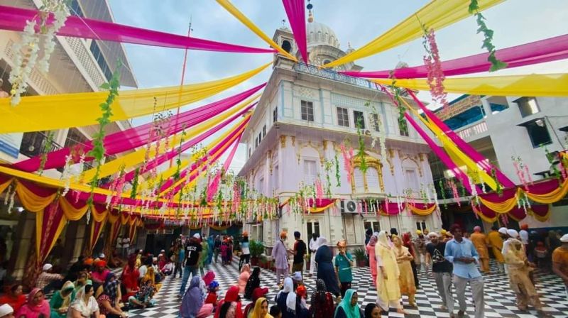 Adorned Glory: Gurdwara Kandh Sahib, Batala Shines Bright on Sri Guru Nanak Dev Ji's Wedding Anniversary. Sangat Gathers in Reverence, Celebrating the Sacred Union of Sri Guru Nanak Dev Ji