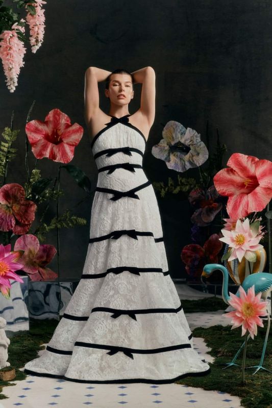 Glamour Unleashed: Captivating Runway Moments at New York Fashion Week 2023
