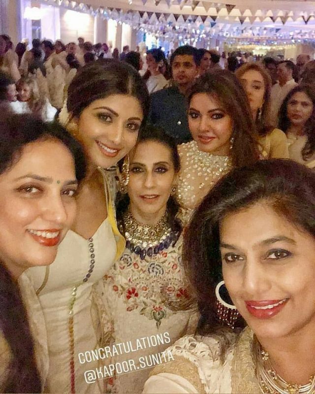 Sangeet ceremony! Beautiful Bride-to-be Sonamkapoor