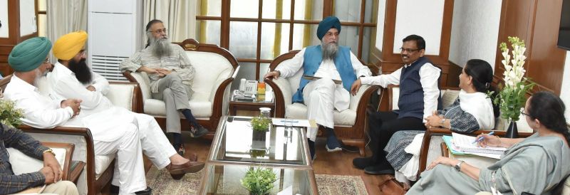 Speaker Kultar Sandhwan Advocates Introduction of Agriculture Course; Meets Officials at Govt Brijindra College, Faridkot