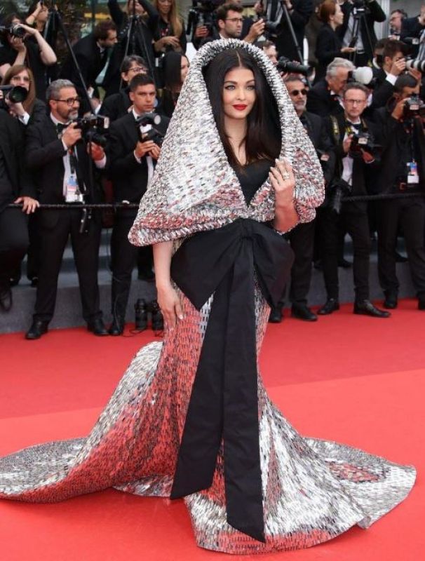 Bollywood Star Aishwarya Rai Bachchan wears Silver Hood Outfit at Cannes 2023