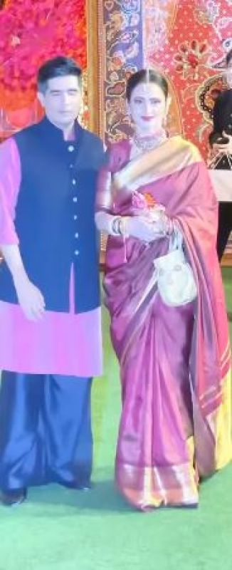 Bollywood Stars Grace the Grand Ganesh Chaturthi Celebration at Ambanis' Antilia