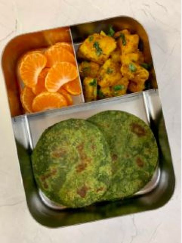 Palak Chapati & Jeera Aloo: Perfect combination for simple and nutritious lunch box. One can also give fresh fruits or salad with it. 
