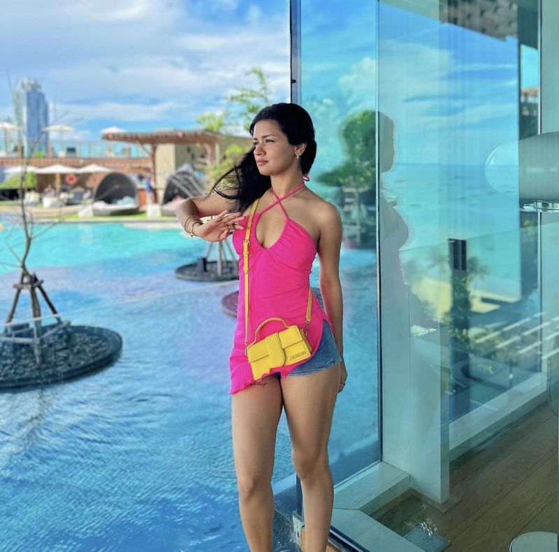 Avneet Kaur Radiates Elegance in a Stylish Blush Ensemble, Capturing the Essence of Thailand