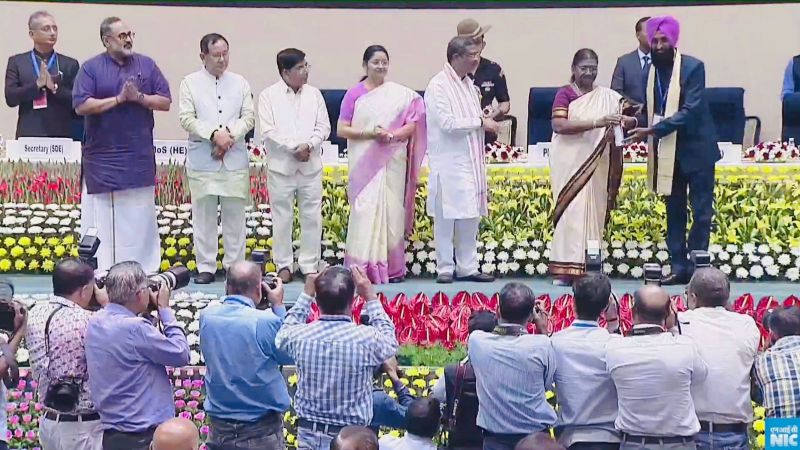 On the Special Occasion of Teacher's Day, Amritpal Singh & Bhupinder Gogia of Ludhiana Received National Teacher Award, Prime Minister Narendra Modi meets 75 teachers of the country
