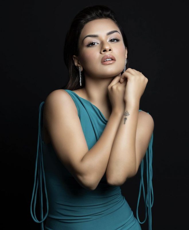 Radiant Beauty: Avneet Kaur Shines Bright Like a Star