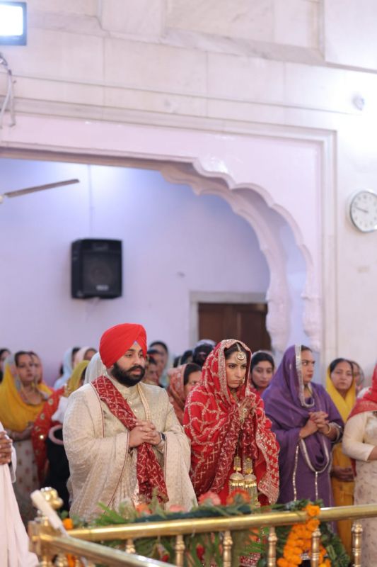 Here are the Wedding pics of Cabinet Minister Harjot Bains & IPS Jyoti Yadav 
