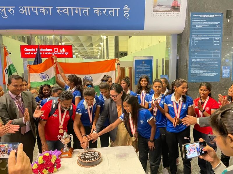Indian Jr Women’s Hockey Team Receives Grand Welcome in Bengaluru after Title Win at Jr Asia Cup, Japan
