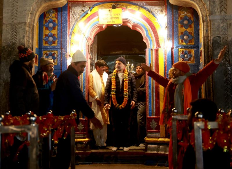Rahul Gandhi Embarks on 3-Day Journey to Kedarnath, Offers Prayers at the Sacred Temple
