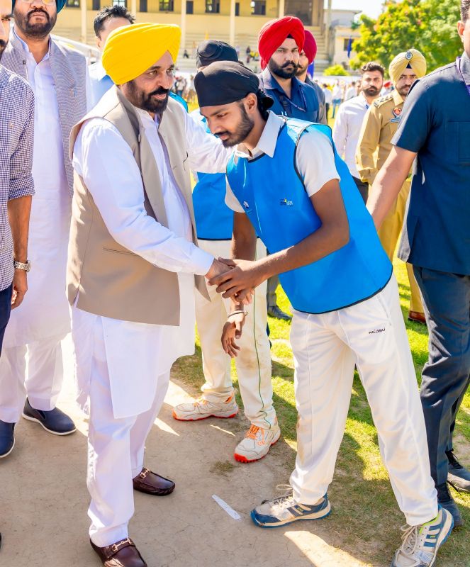 CM Bhagwant Mann Joins Sports Program at Gandhi Ground in Amritsar